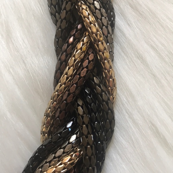 H&M Tri-color Twist Statement Necklace - Picture 3 of 4